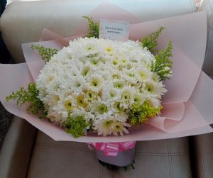 Bouquet de flores blancas  para condolencias R 31
